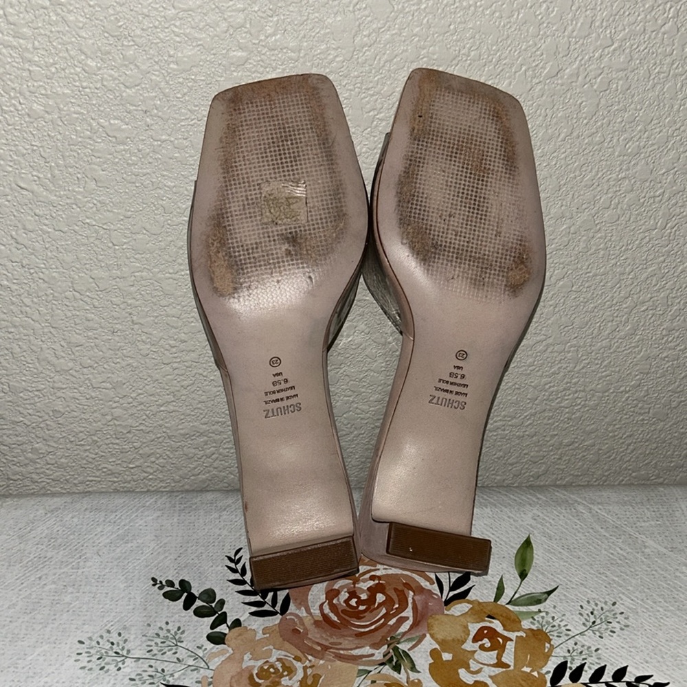 Sandals - Picture 2 of 6